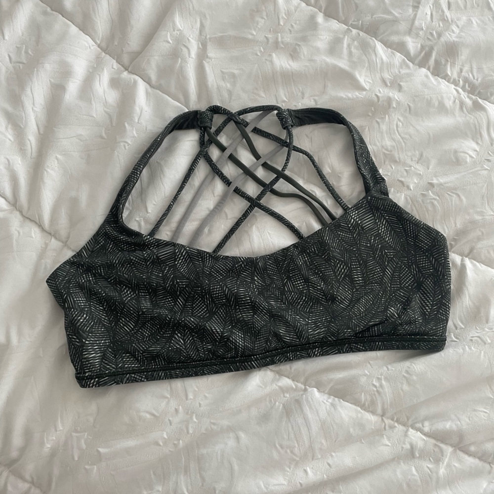 Lululemon Bundle - Picture 3 of 5